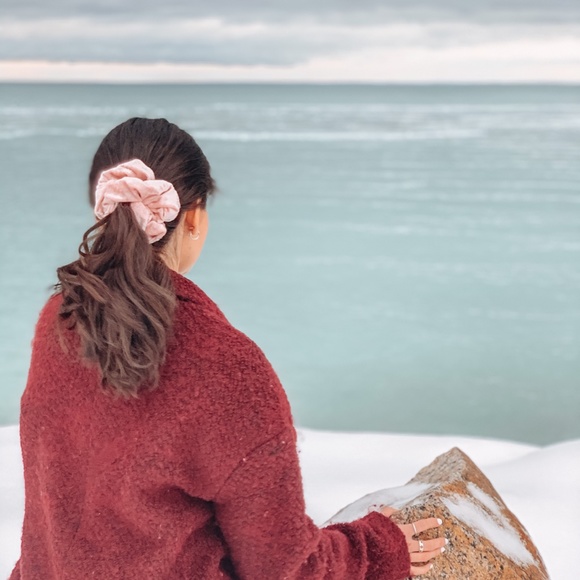 Scrunchies - Picture 5 of 13